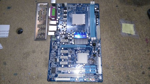 Carte mere gigabyte - mere,